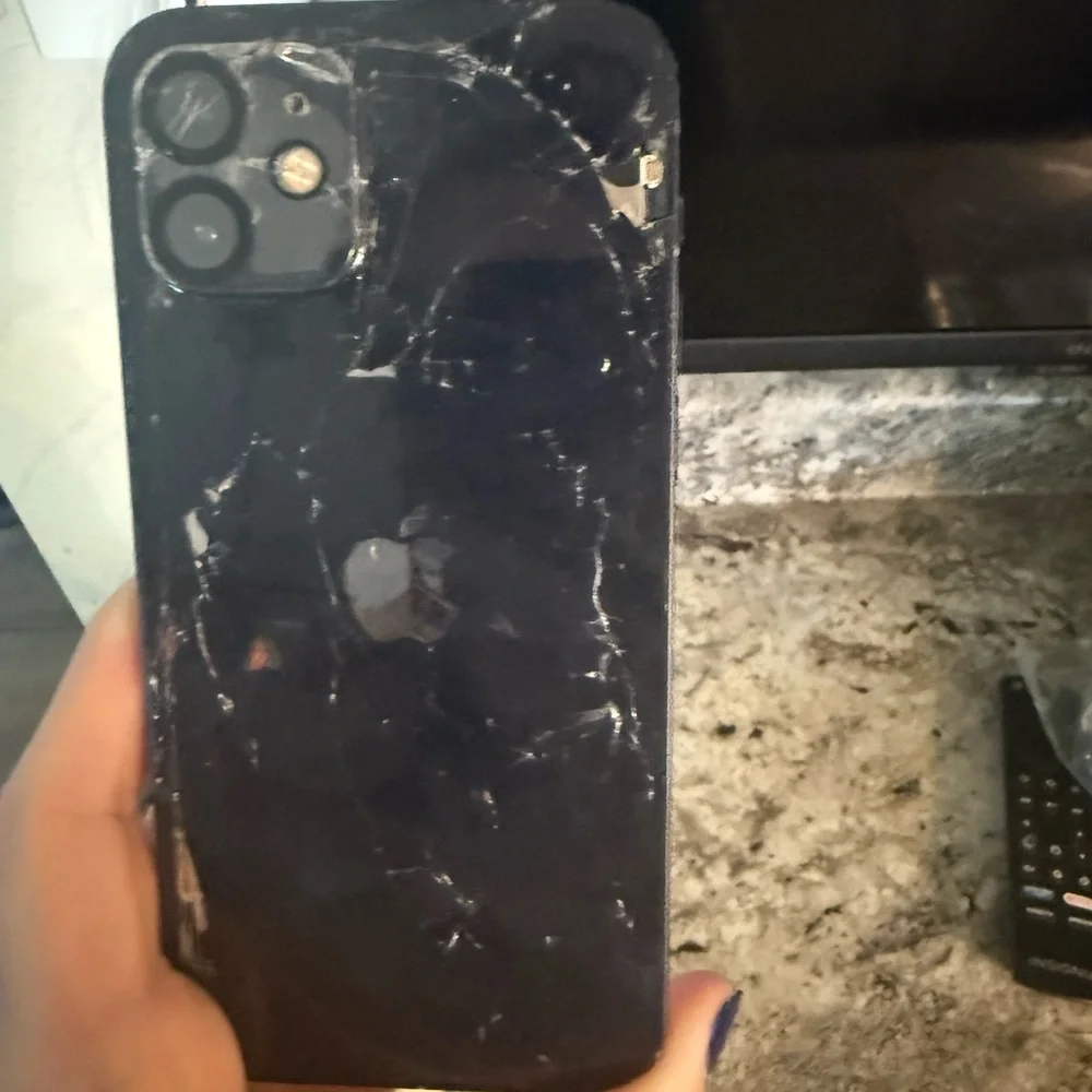 iPhone 14 T-mobile -back is shattered everything else works great! Will be reset